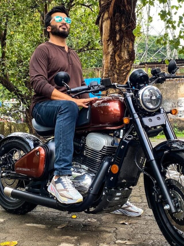 jawa 42 bobber black mirror